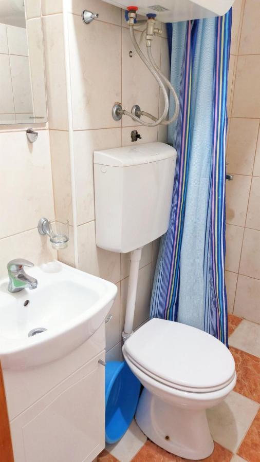 Guesthouse Tri Palme Bečići エクステリア 写真