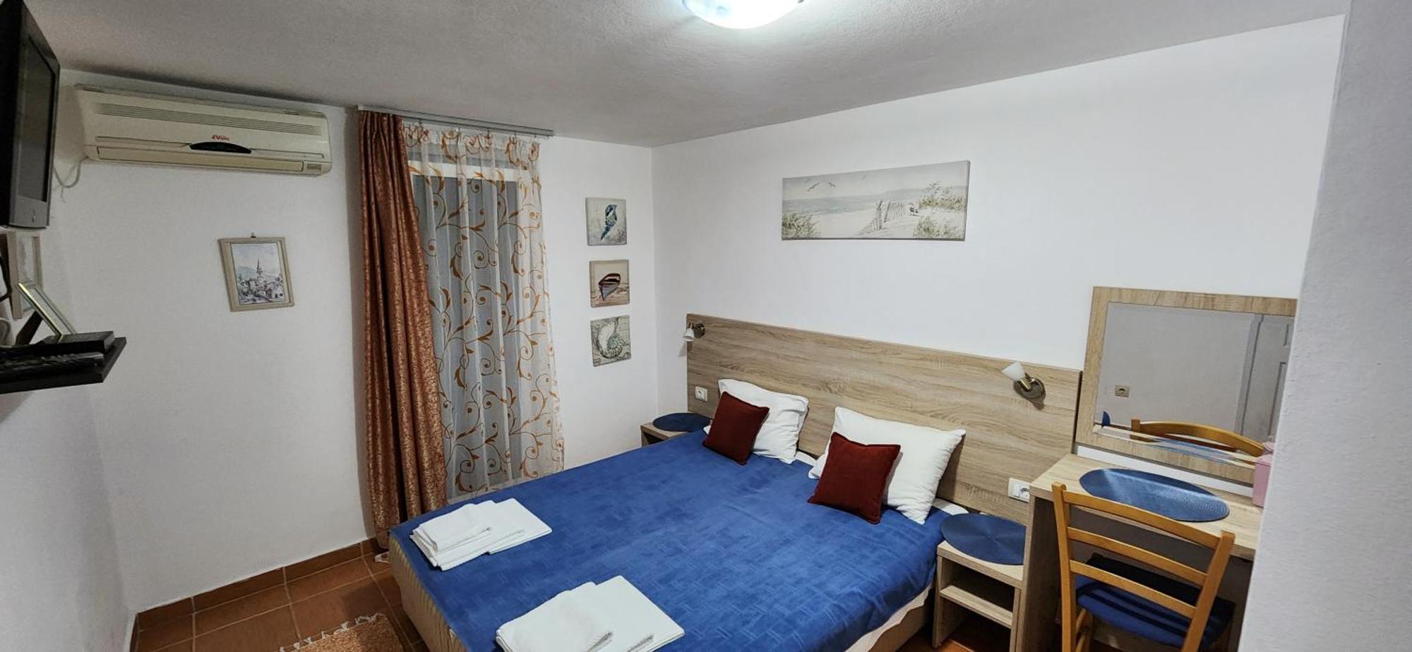 Guesthouse Tri Palme Bečići エクステリア 写真